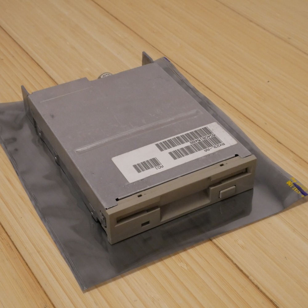 TEAC 3.5 inch Internal Floppy Disk Drive Model‎ FD-235HF Tested & Working - 26
